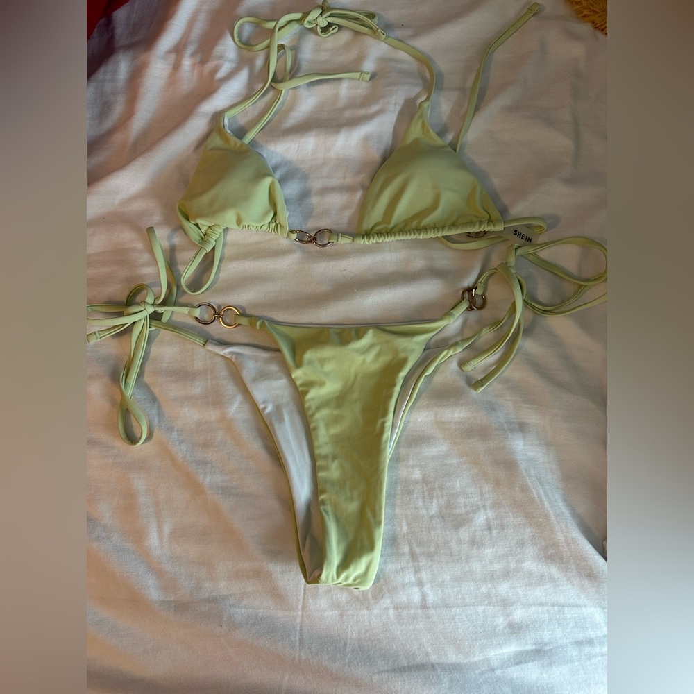 green triangle bikini